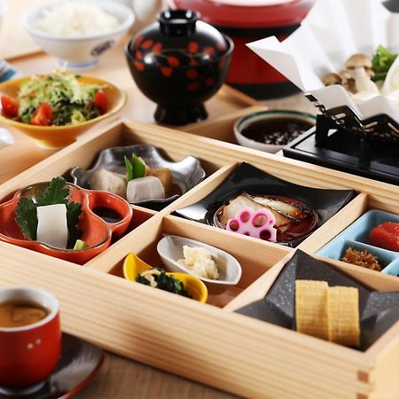 Готель 城崎温泉 但馬屋-Tajimaya- Тойоока Екстер'єр фото